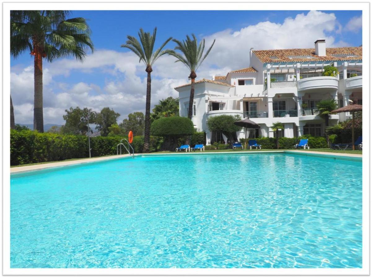 Marbella Holiday & Golf Garden Apartment Kültér fotó