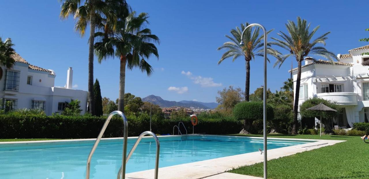 Marbella Holiday & Golf Garden Apartment Kültér fotó